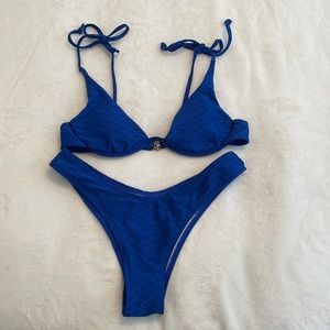 SHEIN Textured Underwire High Cut Bikini NWOT